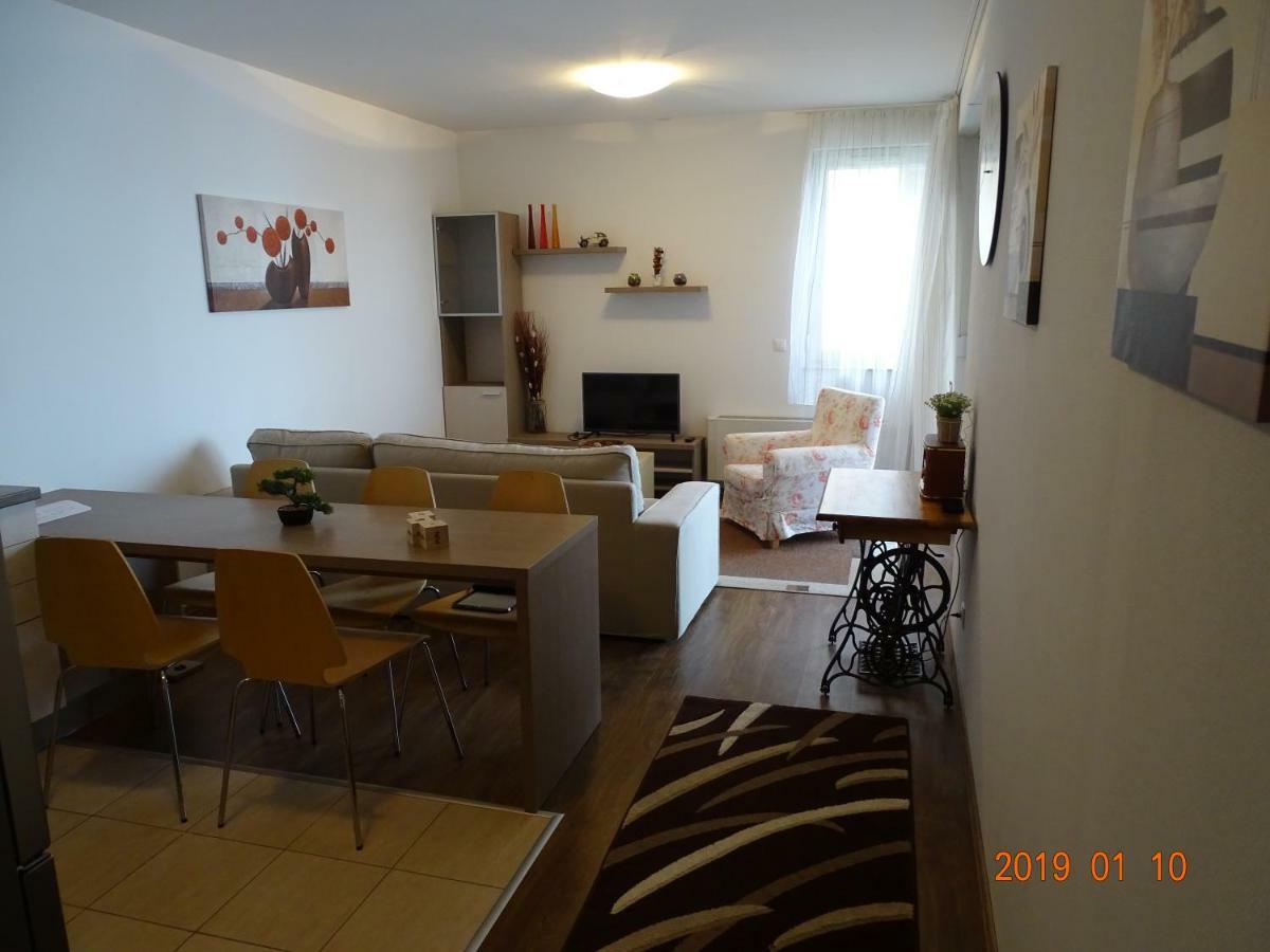 Galerius Beach Deluxe Apartment Siófok Exterior foto
