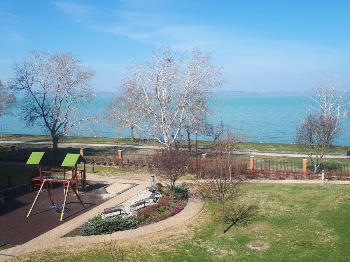 Galerius Beach Deluxe Apartment Siófok Exterior foto